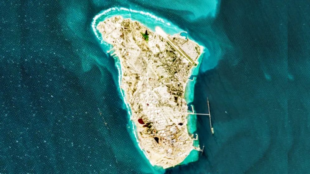 ‘খারগ দ্বীপ’ দখলের চেষ্টা হলে একটি দেশে টানা হামলা চালাবে ইরান