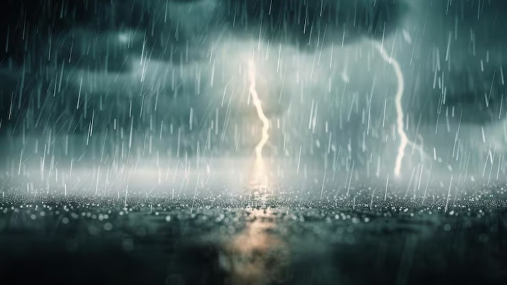 ইরানসহ মধ্যপ্রাচ্যে এবার ভয়াবহ ঝড়ের আশঙ্কা, ৩ দিনে হতে পারে ১ বছরের বৃষ্টি