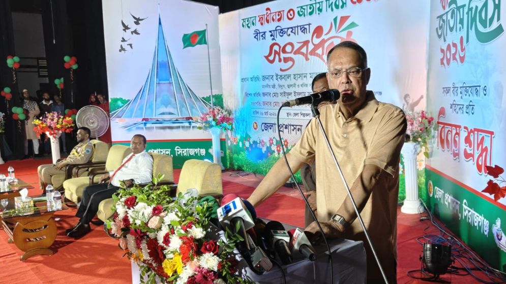 পাম্পে যে তেলে দুদিন যেতো এখন তা ২ ঘণ্টায় শেষ