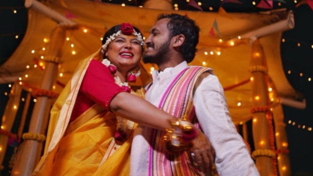 পরকীয়া নিয়ে স্বামীর পর এবার মুখ খুললেন মৌসুমী হামিদ