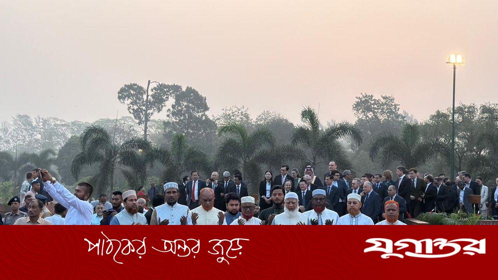 স্বাধীনতা দিবসে জাতীয় স্মৃতিসৌধে বিরোধীদলীয় নেতা শফিকুর রহমানের শ্রদ্ধা নিবেদন