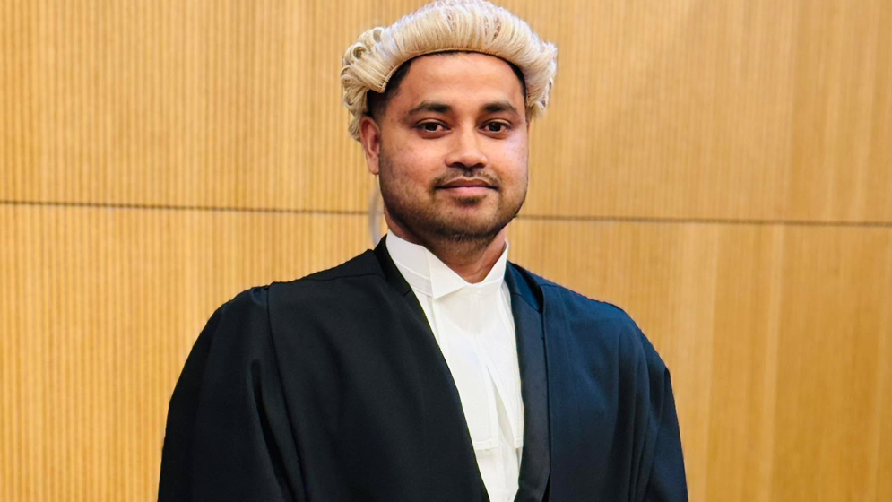 ব্যারিস্টার হিসেবে অভিষিক্ত হলেন পঞ্চগড়ের সোহরাওয়ার্দী সাদ্দাম