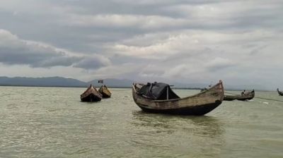 নাফ নদ থেকে ১৩ জেলেকে ধরে নিয়ে গেছে আরাকান আর্মি