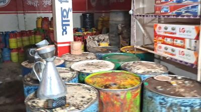 সুজানগরে ২৪৪৯ লিটার জ্বালানি তেল জব্দ