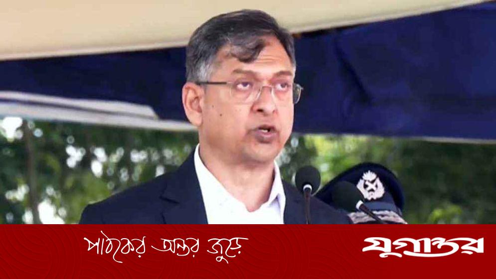 পুলিশ হবে জনগণের বন্ধু, লাঠিয়াল নয়: স্বরাষ্ট্রমন্ত্রী সালাহউদ্দিন আহমদ
