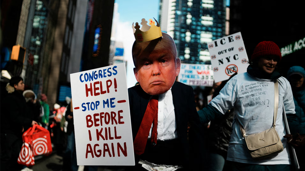 ট্রাম্পবিরোধী ‘নো কিংস’ আন্দোলনে উত্তাল যুক্তরাষ্ট্র, দেখুন ছবিতে