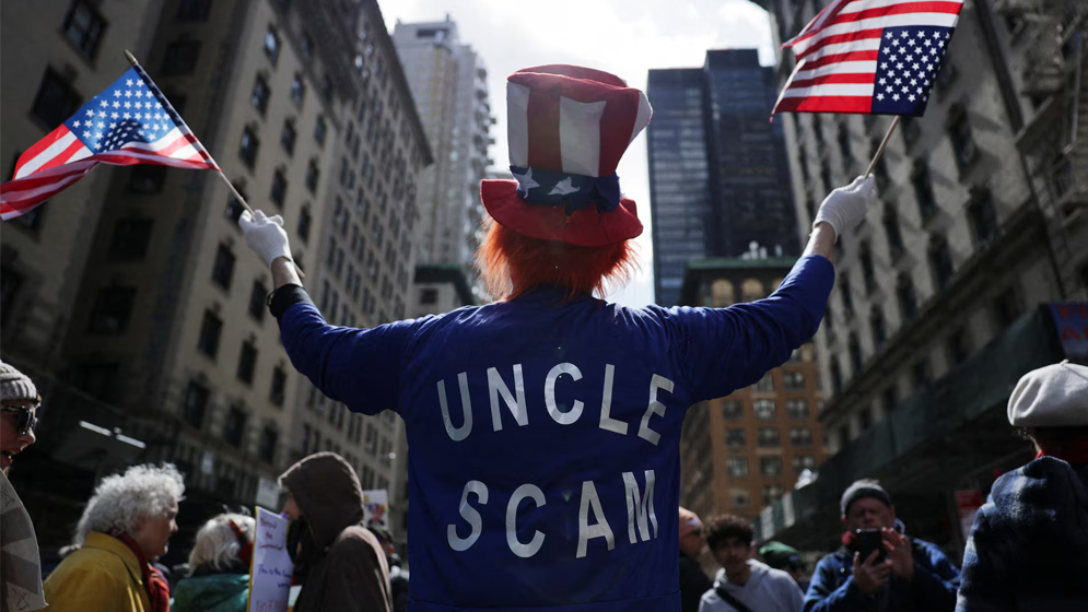 ট্রাম্পবিরোধী ‘নো কিংস’ আন্দোলনে উত্তাল যুক্তরাষ্ট্র, দেখুন ছবিতে