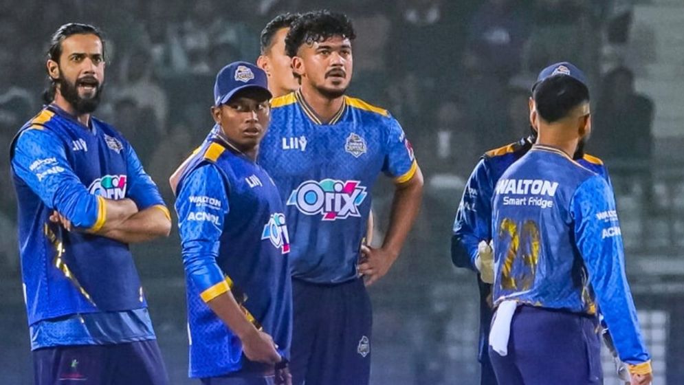 বকেয়া না মেটালে ঢাকা ক্যাপিটালসের বিপক্ষে কঠোর পদক্ষেপ নেবে বিসিবি