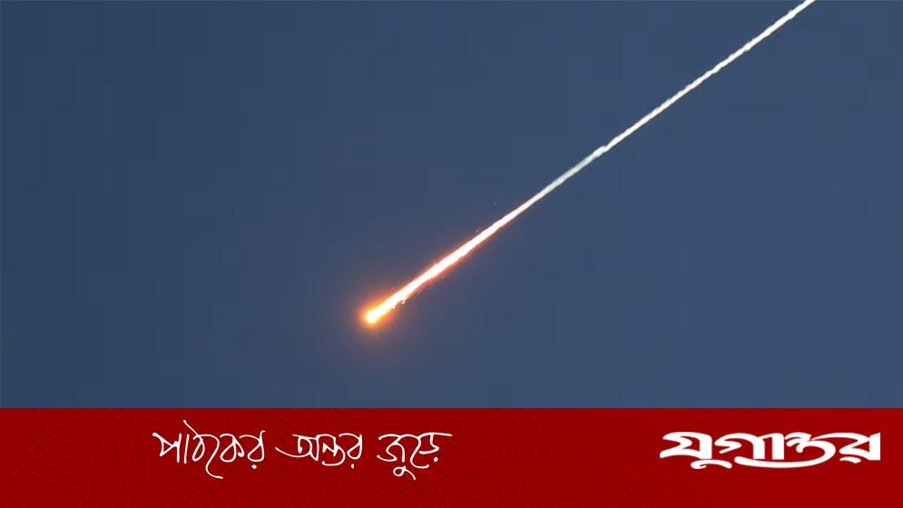 হুথি বিদ্রোহীদের ক্ষেপণাস্ত্র হামলায় ইসরাইল লক্ষ্যবস্তু, বিশ্ব বাণিজ্যে নতুন সংকটের আশঙ্কা