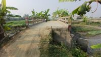 ‘আমাদের একটি সেতু আছে, কিন্তু যাওয়ার সড়ক নেই’