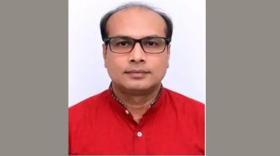 নারীসহ পুলিশ পাহারায় রাত কাটাতে চেয়ে ধরা ভুয়া জজ