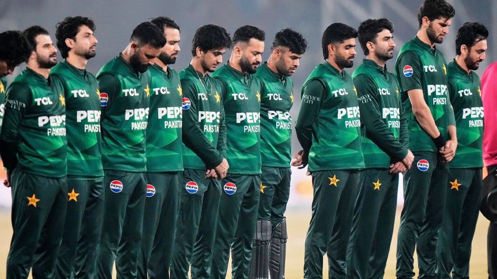 ক্রিকেটারদের কড়া সতর্কবার্তা দিল পিসিবি