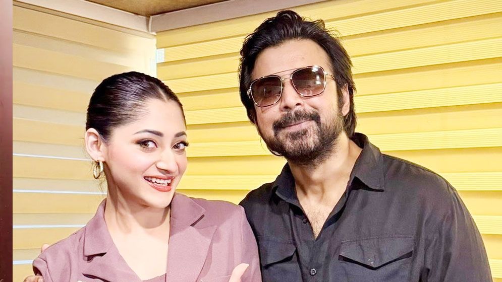 বিবাহিত পুরুষের প্রেমে পড়ার পূজার রেকর্ড নেই: আফরান নিশো