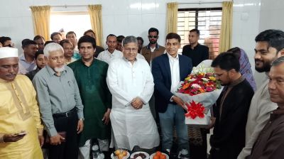 অসাধু ব্যবসায়ী জ্বালানি তেলের কৃত্রিম সংকট সৃষ্টি করে হয়রানি করছে