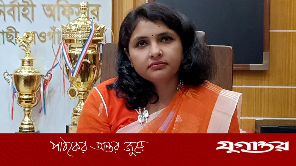 নওগাঁয় ইউএনওর বিরুদ্ধে বৃদ্ধকে তুলে নিয়ে মারধরের অভিযোগ, খাজনা নিয়মের প্রতিবাদে মাইকিং