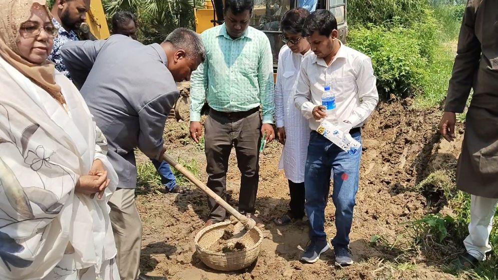 বিশ্বে তেলের দাম বাড়লেও বাংলাদেশে বাড়ানো হয়নি: প্রতিমন্ত্রী