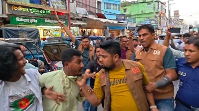 ১৪৪ ধারা ভঙ্গ, পুলিশ-বৈছাআর সংঘর্ষে ওসিসহ আহত ৮