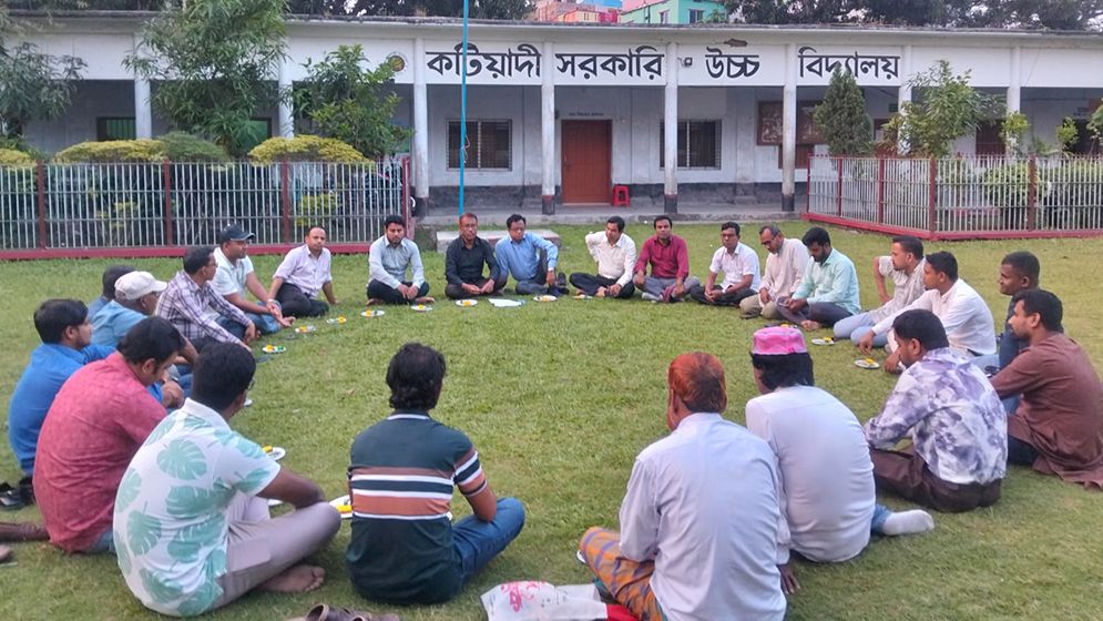 কটিয়াদীতে স্বজন সমাবেশের নবগঠিত কমিটির পরিচিতি সভা