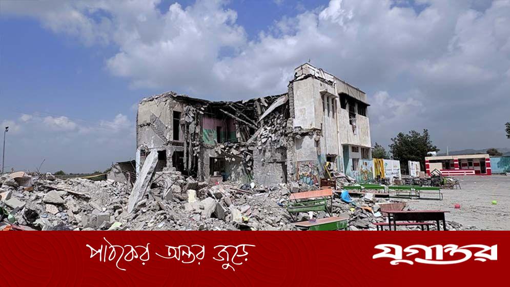 ইরানে মার্কিন-ইসরাইলি হামলায় শিশুসহ নিহত ১৮, রেড ক্রিসেন্ট যুদ্ধাপরাধের অভিযোগ