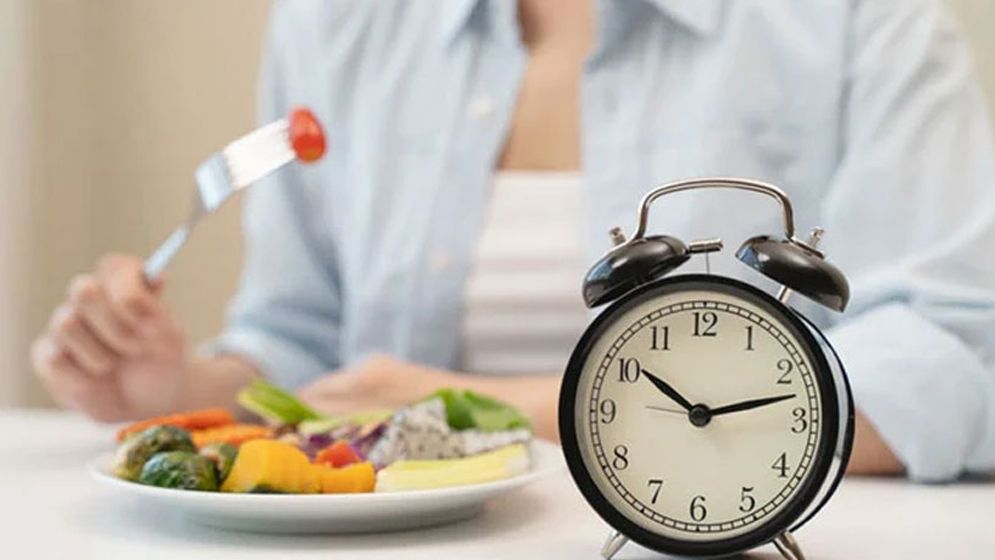প্রতিদিন নির্দিষ্ট সময়ে খাওয়ার উপকারিতা জানুন