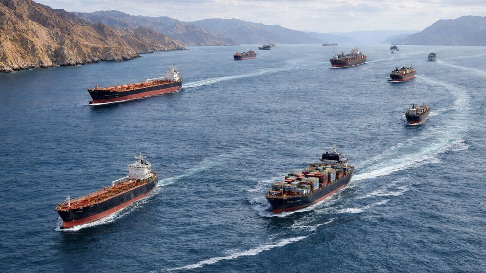 যে পাঁচ সরু সমুদ্রপথের ওপর নির্ভরশীল বিশ্বের বাণিজ্য