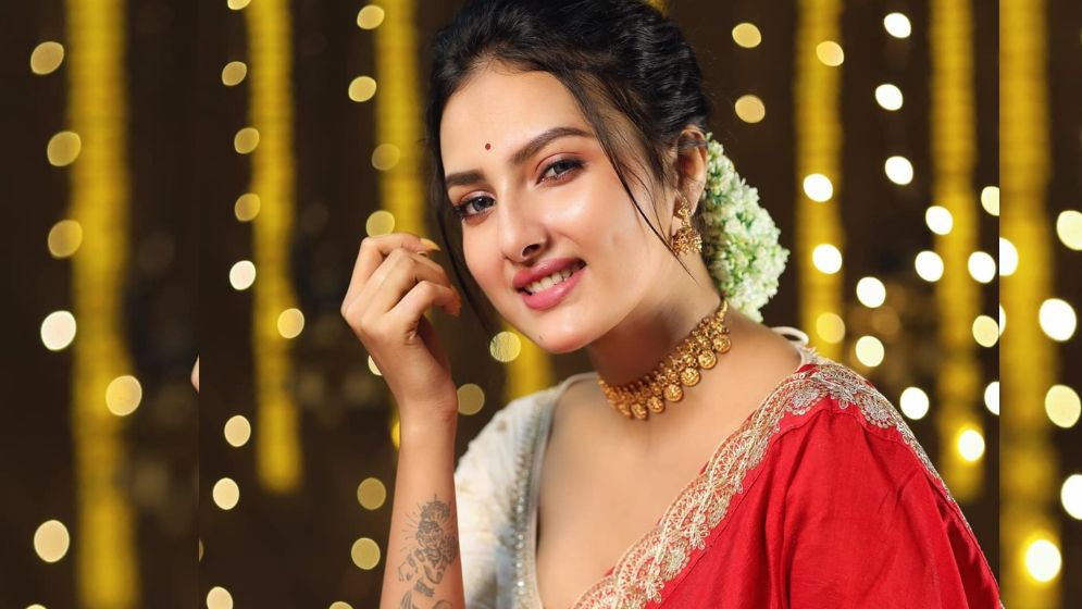 এক চাবি দিয়ে কি সব তালা খোলা যায়: জোতির্ময়ী