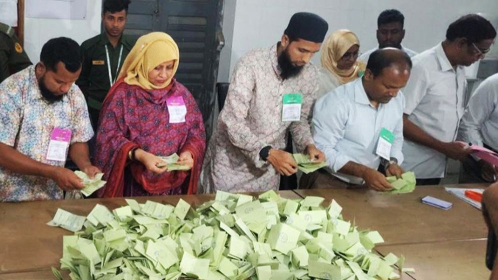 বগুড়া-৬ আসনের উপনির্বাচনে ভোট পড়েছে ৪২.৪৯ শতাংশ