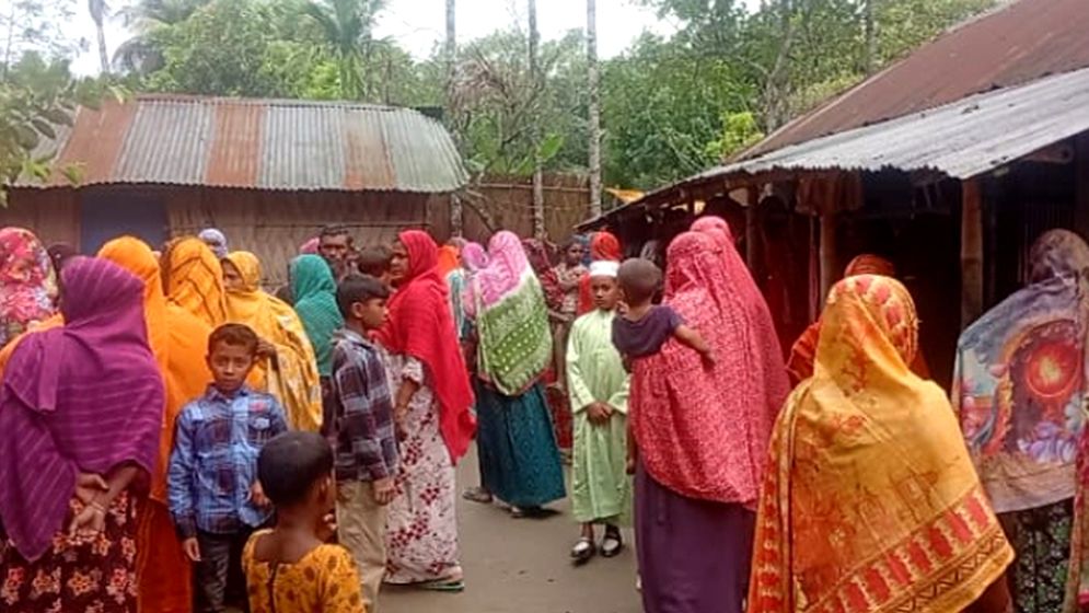 ৩ মাসের শিশুসন্তানকে গলায় গামছা প্যাঁচিয়ে হত্যার অভিযোগ, মা আটক