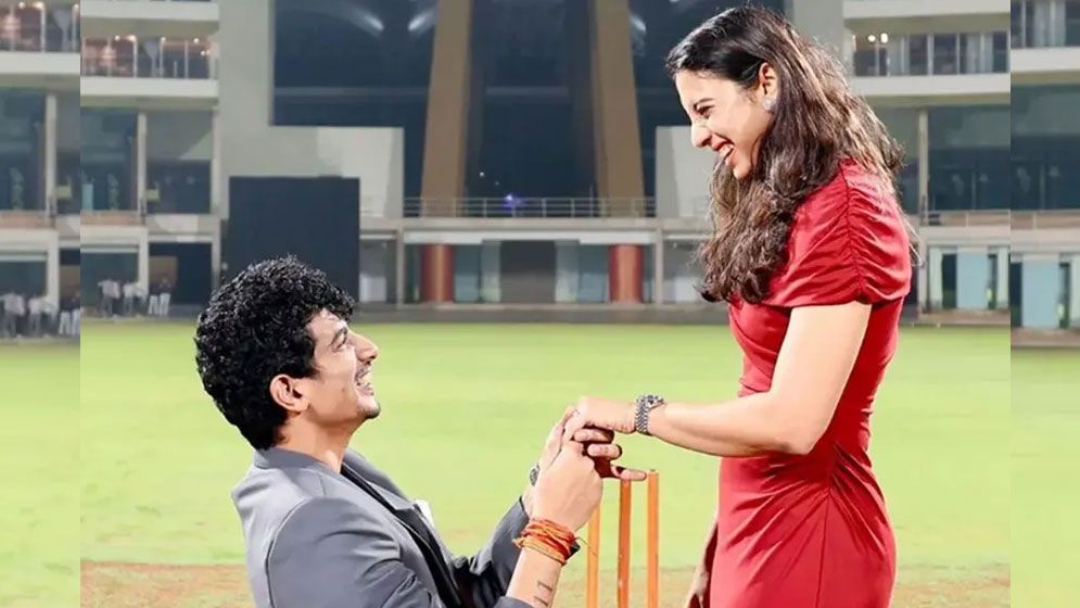 আবার পলাশের কাছে ফিরছেন স্মৃতি