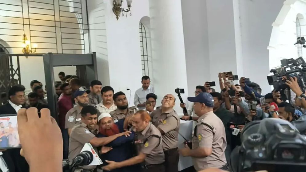 আমি সরকারি চাকরি করি, হুকুমের গোলাম