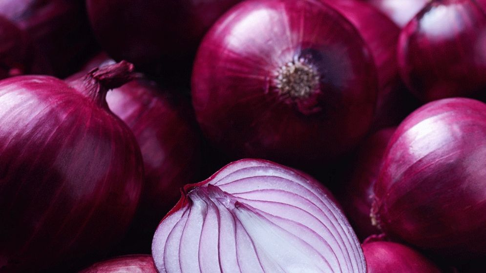 ত্বক ও চুলের যত্নে প্রাকৃতিক সমাধান পেঁয়াজ