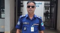 পুলিশ কর্মকর্তার ভয়ঙ্কর নারী ফাঁদ, অতঃপর...