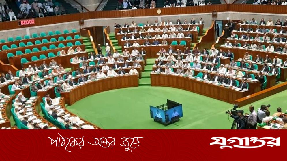 সংরক্ষিত নারী আসনে মনোনয়নপত্র জমা: শিক্ষাগত যোগ্যতা, মামলা ও আয়ের তথ্য বাধ্যতামূলক