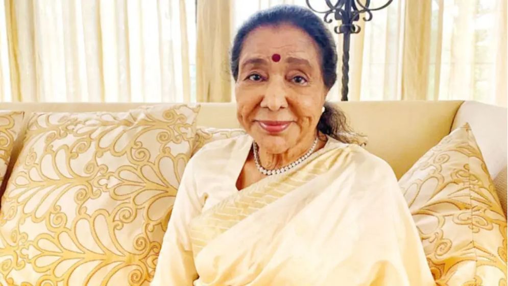 কিংবদন্তী সঙ্গীতশিল্পী আশা ভোসলে মারা গেছেন