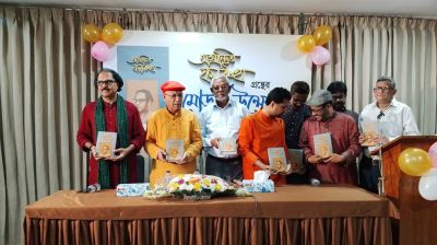 ফররুখচর্চায় আকৃষ্ট হওয়া মানে নিজের বাড়িতে ফিরে আসা: আবদুল হাই শিকদার