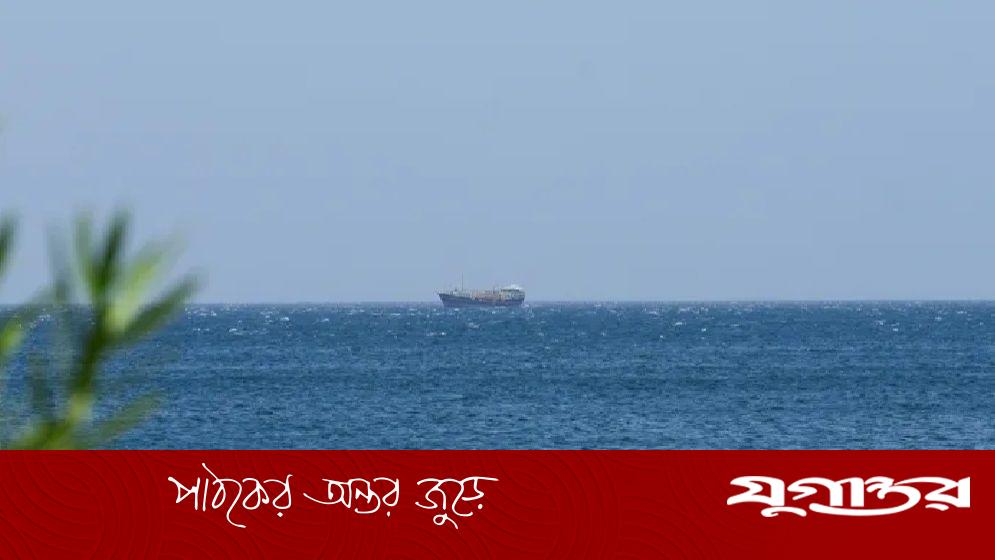 হরমুজ প্রণালিতে মার্কিন মাইন অপসারণ দাবি, ইরান বলছে 'ভুয়া'