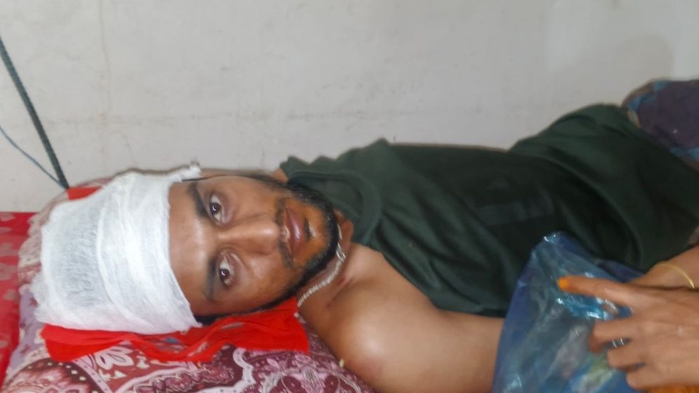 খেয়া পারাপারে দ্বন্দ্ব, আহত ২