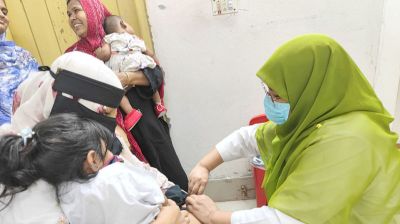 স্বাস্থ্যে ১ লাখ কর্মী নিয়োগ দিচ্ছে সরকার