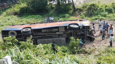 ভাঙ্গায় বাস-পিকআপ মুখোমুখি সংঘর্ষে নিহত ২, আহত ৩৫