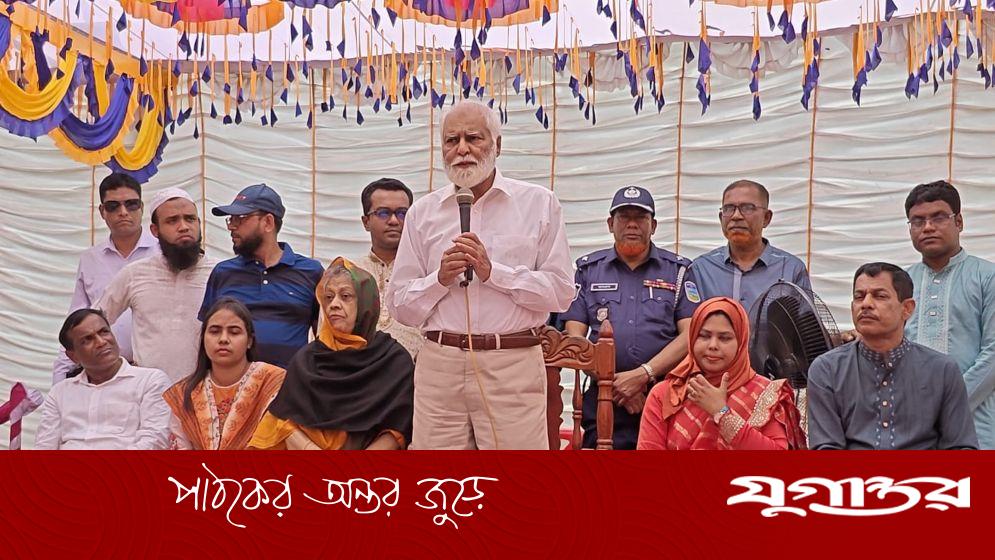 চান্দাবাজি করলে ঠিকাদার ভাগবে: ত্রাণ প্রতিমন্ত্রীর সতর্কবার্তা
