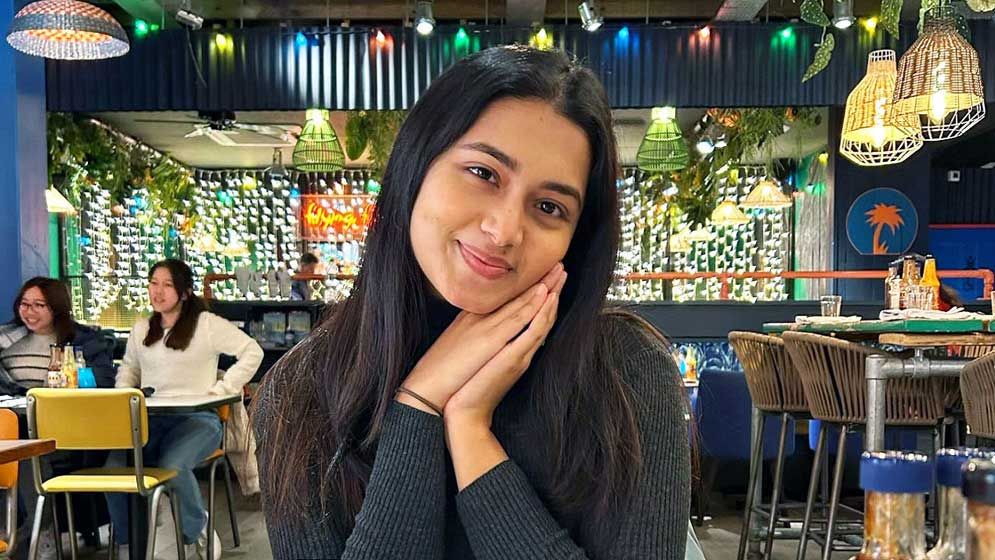 ‘বৈশাখে মায়ের সঙ্গে দোকান দিতাম’