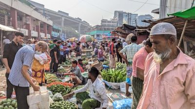 নিত্যপণ্যের বাজারে আগুন, নতুন শঙ্কায় মধ্যবিত্তরা
