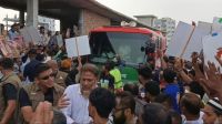 প্রধানমন্ত্রীর গাড়ি বহর থামিয়ে বিএনপি নেতার মুক্তি দাবি