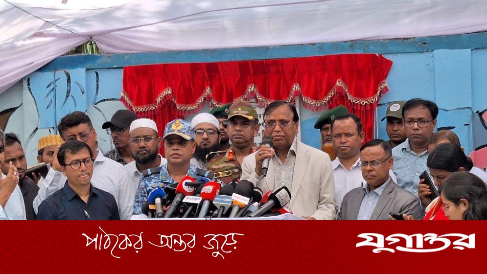 ঢামেক ফুটপাতের সৌন্দর্য বর্ধন: ডিএসসিসির উদ্যোগে নান্দনিক পরিবর্তন