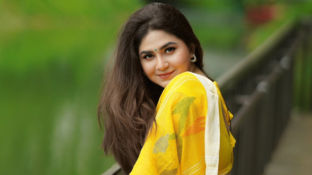 ক্যারিয়ারে কাজের সংখ্যা কম থাকার কারণ জানালেন স্পর্শিয়া