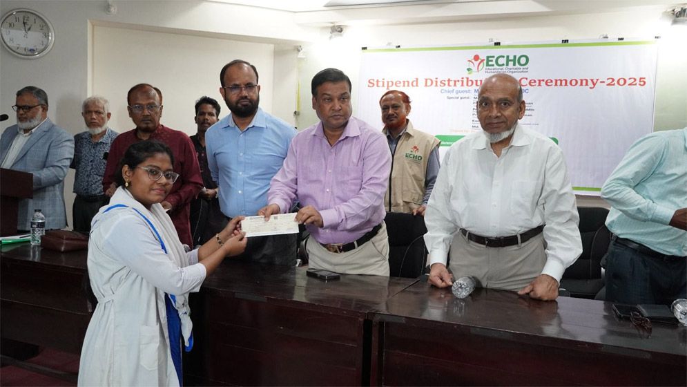 আমাদের শিক্ষাব্যবস্থা আধুনিক বিশ্বের সঙ্গে সঙ্গতিপূর্ণ নয়