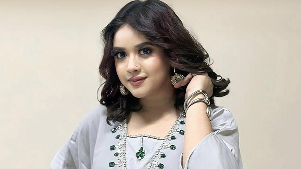 প্রথমবার কুয়ালালামপুরে গাইবেন ঐশী