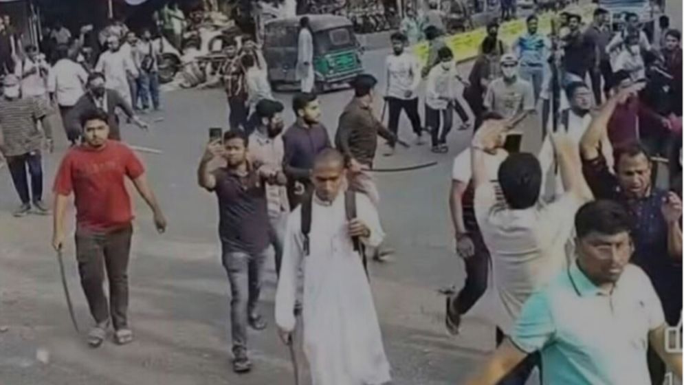 চট্টগ্রাম সিটি কলেজে ছাত্রদল-শিবিরের দুই দফা সংঘর্ষে আহত ১৫