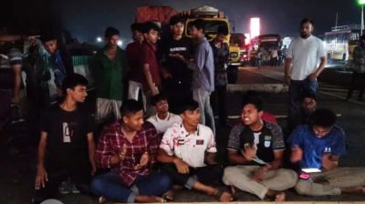 এসএসসি পরীক্ষার প্রবেশপত্র না পেয়ে মহাসড়ক অবরোধ শিক্ষার্থীদের