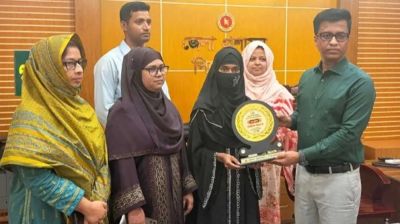 নিজের বিয়ে বন্ধ করা সেই তহমিনা পেল ‘কন্যা সাহসিকতা’ সম্মাননা